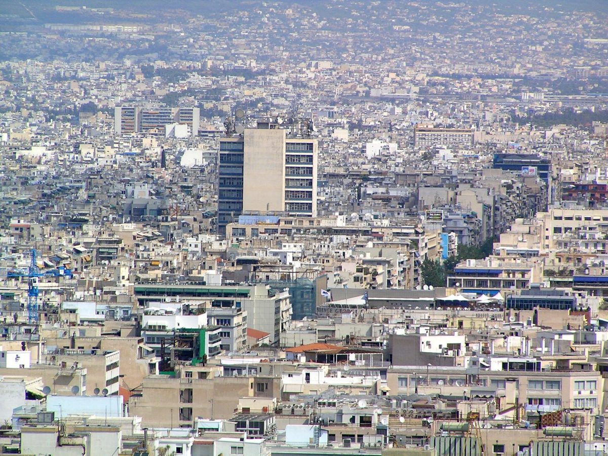 چشم‌انداز آتن در یونان؛ فروش ملک گلدن ویزا یونان؛ خروج از سرمایه‌گذاری و اثر بر اقامت